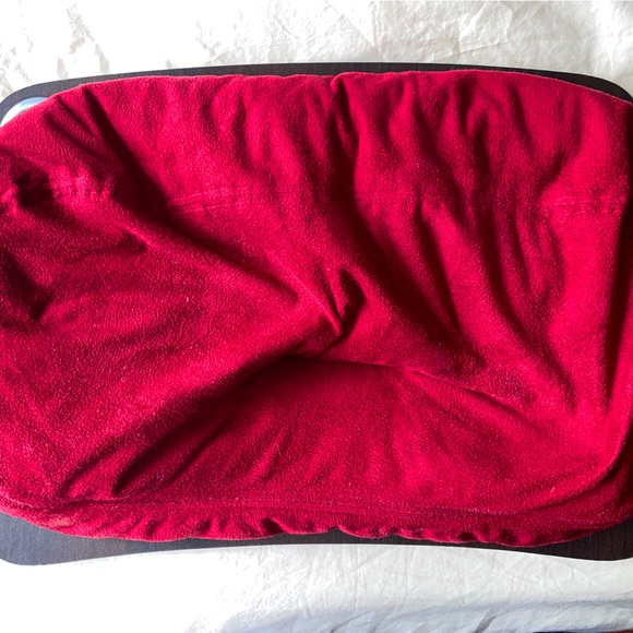 Brookstone Portable Padded Laptop Desk | e-Pad - Picture 1 of 3